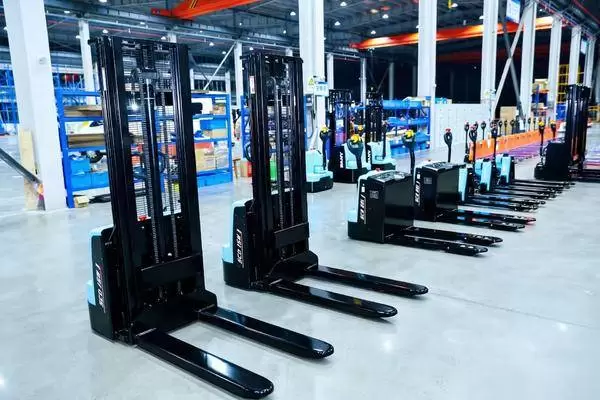 两家叉车巨头联手，竟然瞄准了全球90国市场(图7)