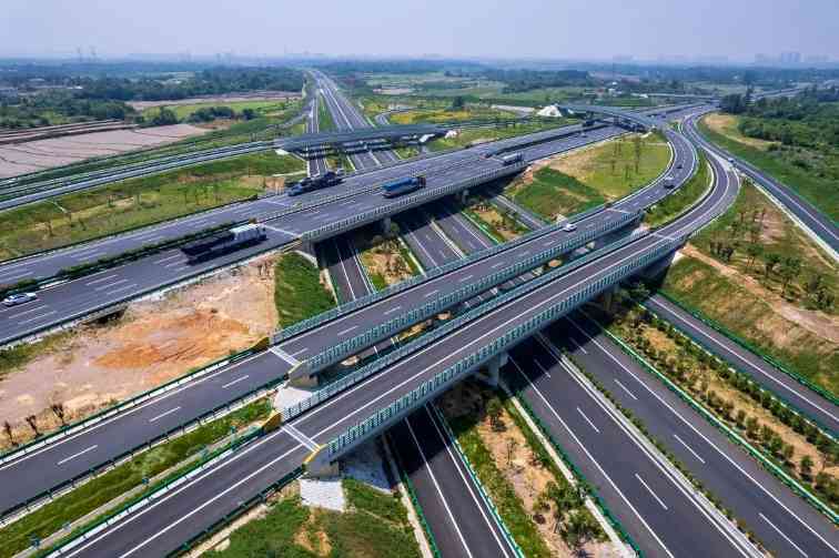 高速公路工业化智能建造绿色转型迈向新阶段(图1)