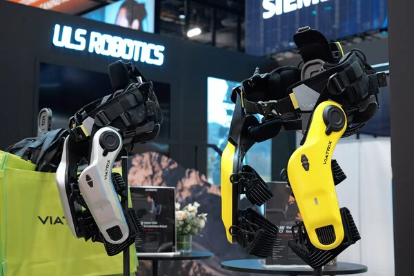 CES获奖外骨骼竟能轻松登陡坡，原来秘密藏在4自由度髋关节(图2)