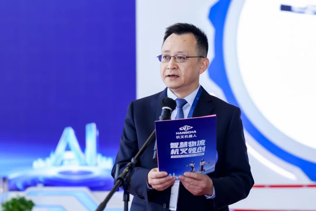 传统叉车巨头竟造出人形机器人，物流行业要变天了？(图4)