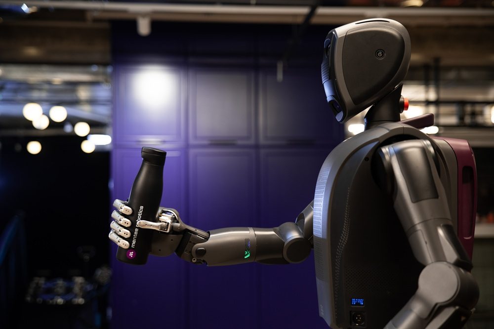 自动驾驶巨头收购人形机器人公司，加速物理AI商业化布局(图2)