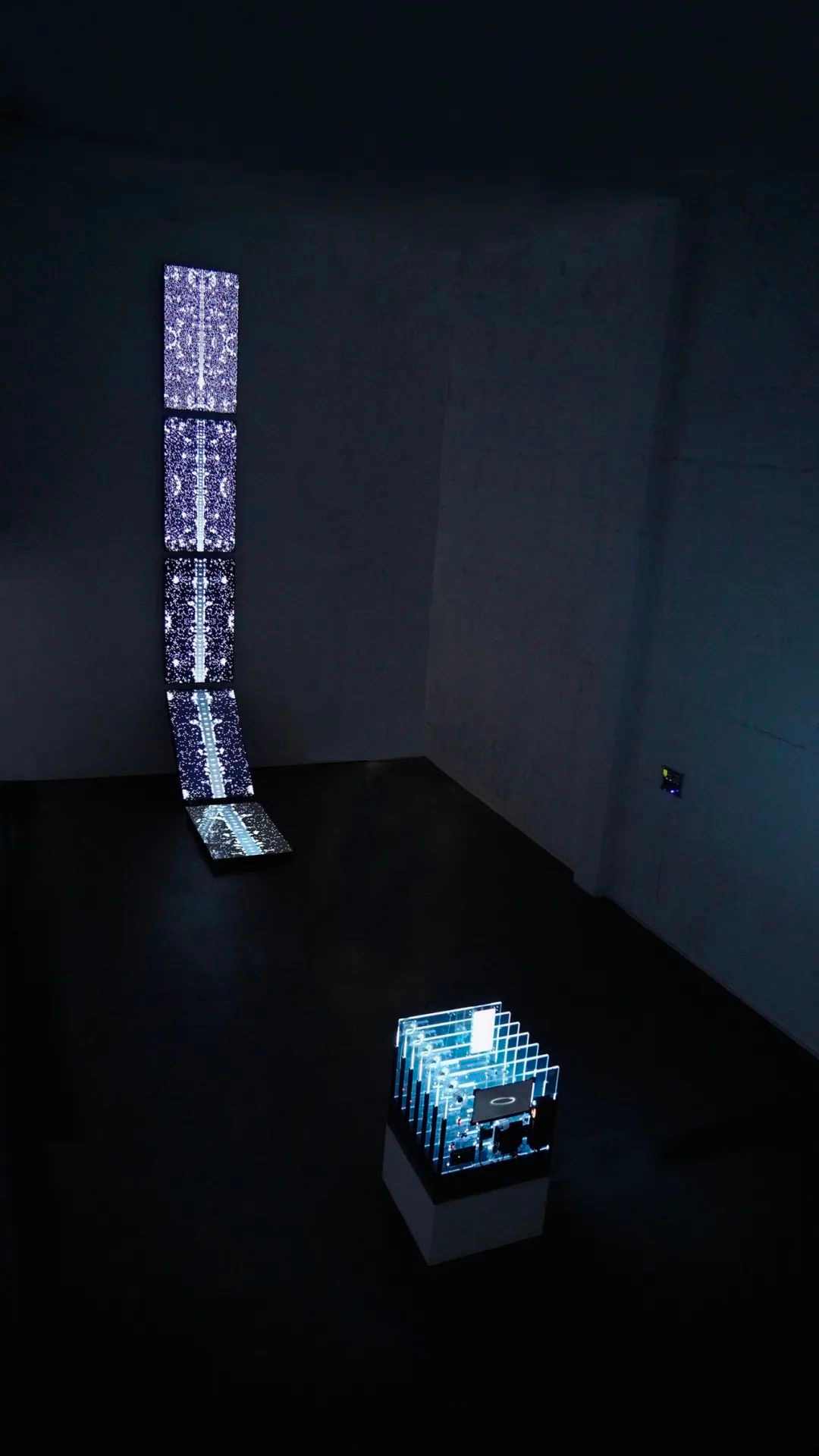 机器感知与生命演化：人机互动中的主体性与数据化肉身(图5)