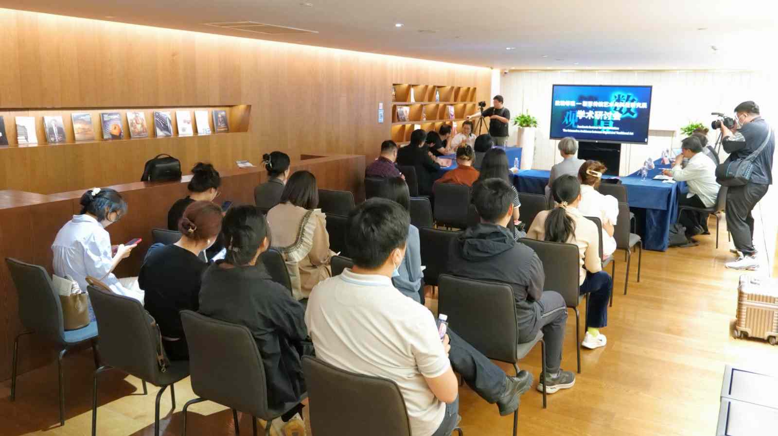 数字艺术如何激活传统绘画，探索沉浸式表达的多元路径(图2)