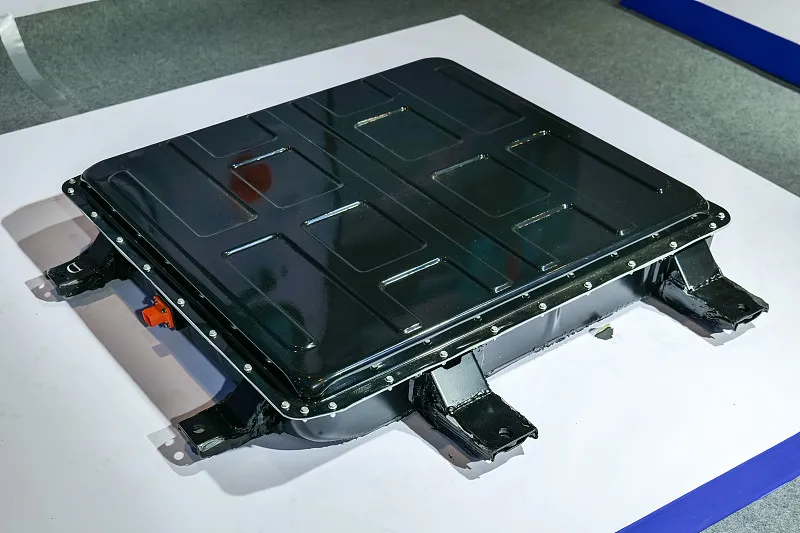 新能源赛道催生新需求，国产五轴机床在储能电池盒加工领域实现批量应用 - 